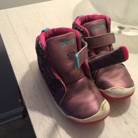 Girls Plae Magenta Max, Size 11 - Picture 2 of 4